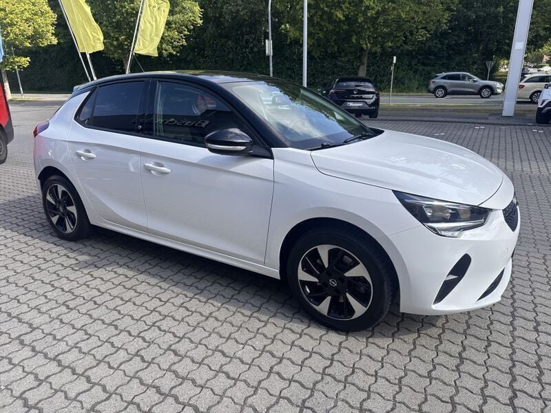 Gebraucht Opel Corsa-e Edition 100 kW (136 PS) 2022 Weiß Kleinwagen