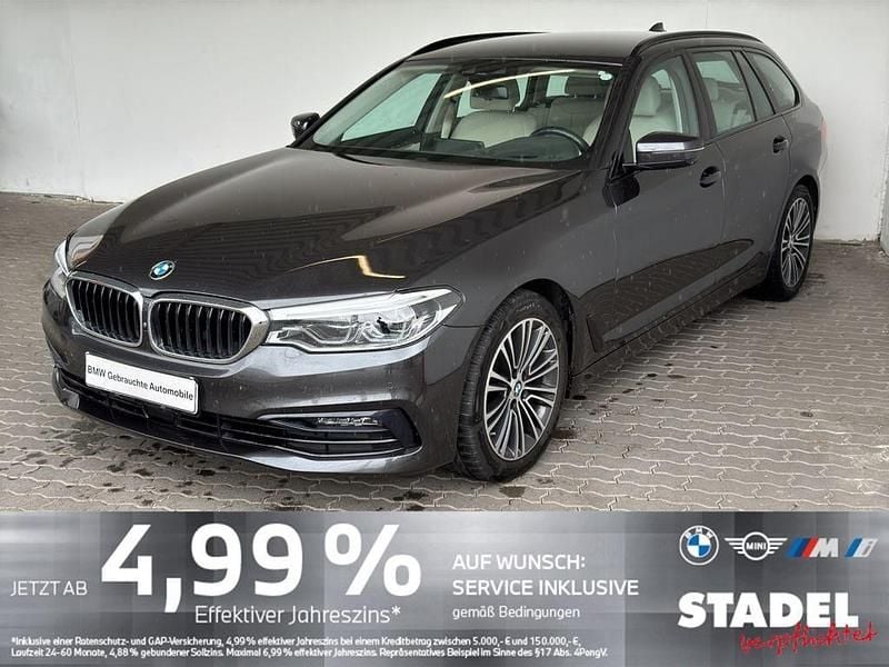Sophistograu brillanteffekt me Gebraucht 2020 BMW 520 Sport Line Kombi | 26.877 € (Fairer Preis) - Bild 1/4