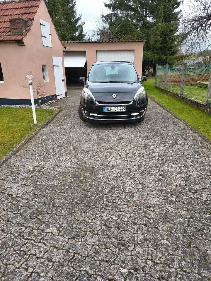 Gebraucht Renault Scénic III 131 PS (96 kW) 2013 Schwarz Kombi