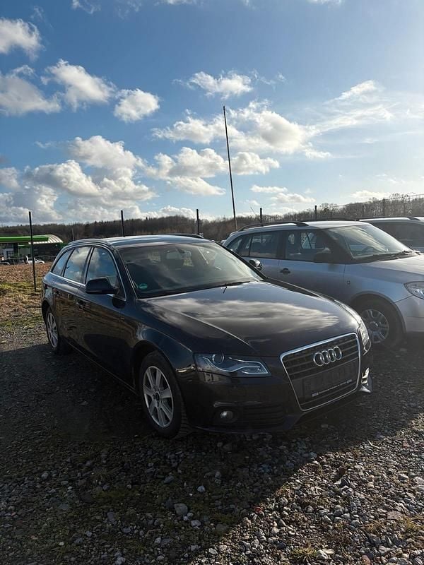 Gebraucht Audi A4 143 PS (105 kW) 2009 Schwarz Kombi