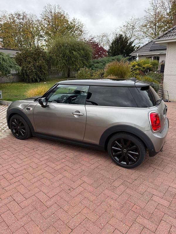 Schwarz Gebraucht 2017 Mini Cooper Coupé Coupé | 13.900 € - Bild 1/4