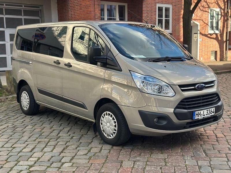 Gebraucht Ford Transit Custom 125 PS (91 kW) 2013 Silber Van / Kleinbus