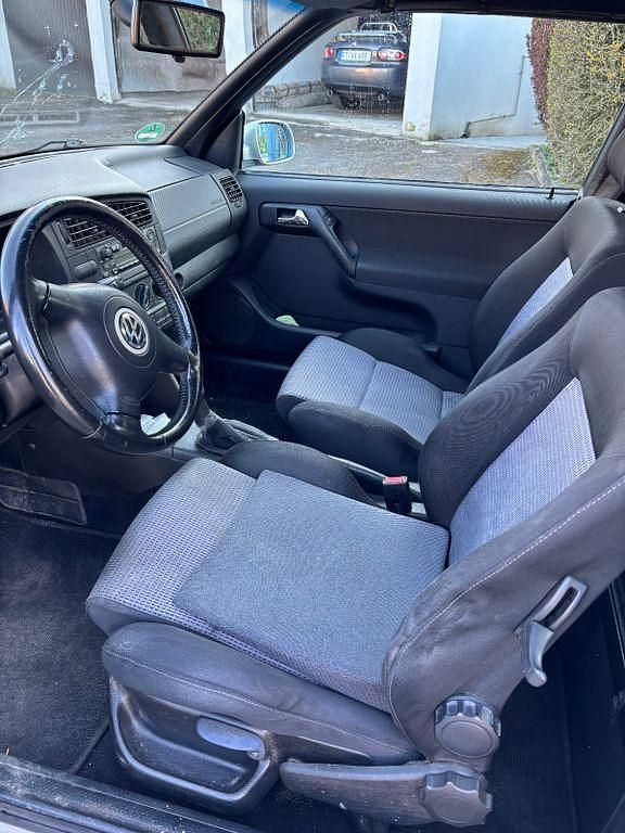 Gebraucht VW Golf Cabriolet Classicline 116 PS (85 kW) 2001 Silber Cabrio