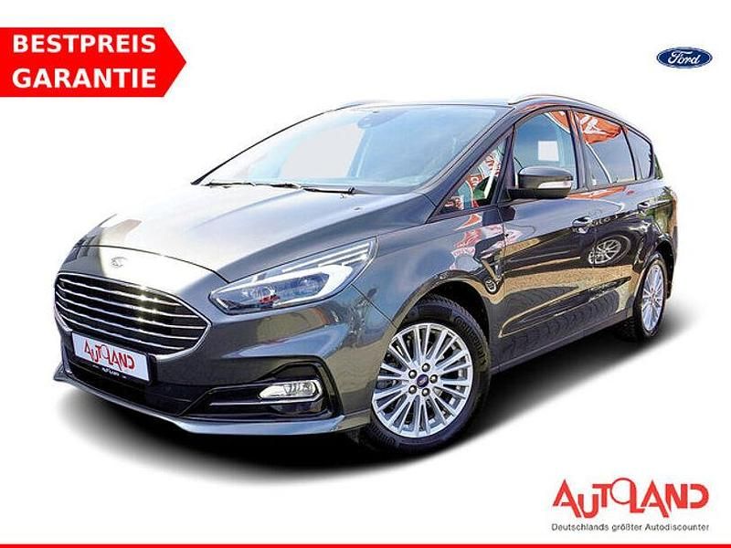 Grau Gebraucht 2020 Ford S-MAX Trend Van / Kleinbus | 25.490 € (Teuer) - Bild 1/4