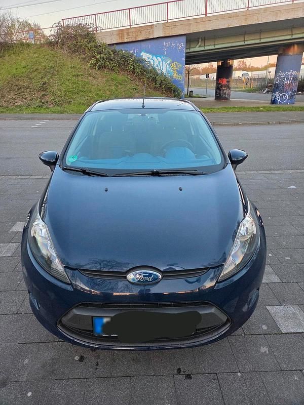 Gebraucht Ford Fiesta 82 PS (60 kW) 2009 Blau Kleinwagen