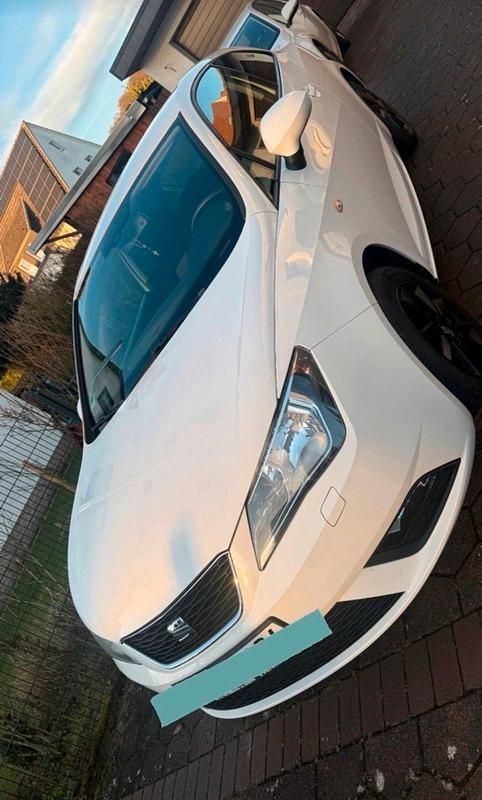 Gebraucht Seat Ibiza 69 PS (50 kW) 2015 Weiß Kleinwagen