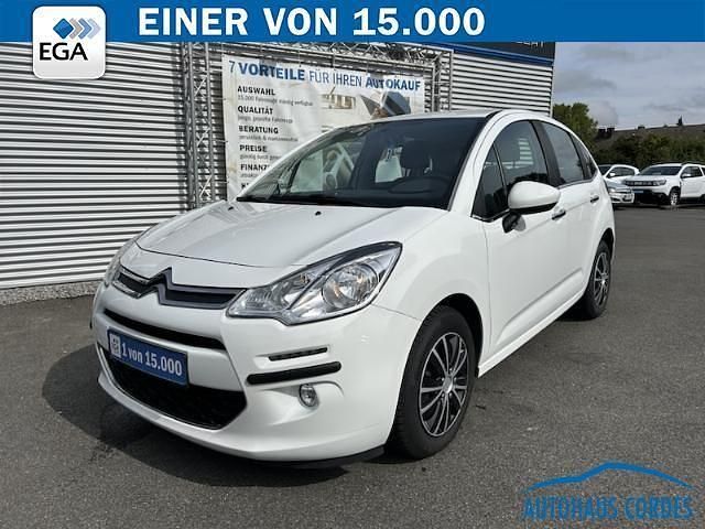 Weiß Gebraucht 2015 Citroën C3 PureTech Kleinwagen | 8.789 € - Bild 1/4