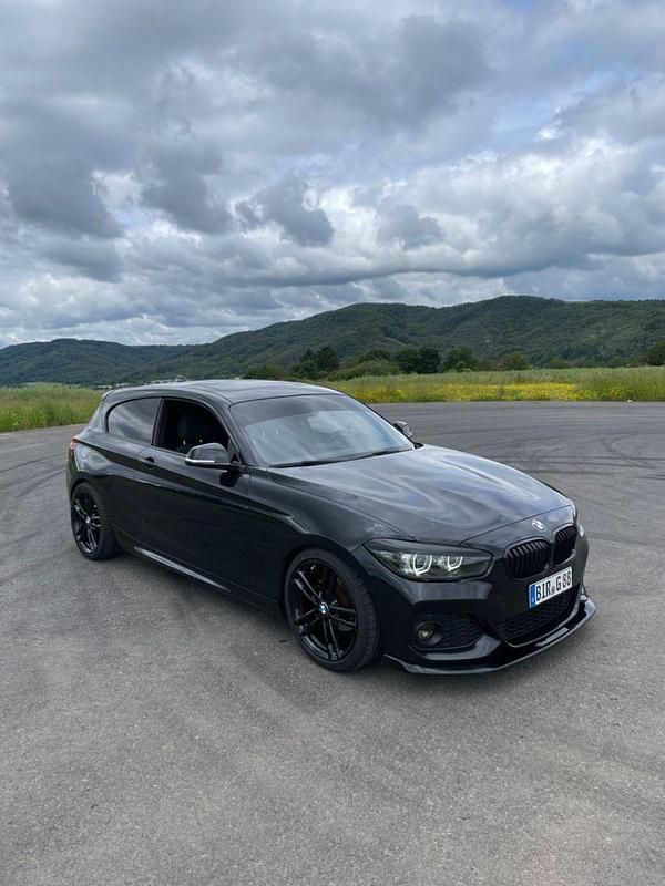 Gebraucht BMW 118 M Sport 136 PS (100 kW) 2017 Schwarz Kleinwagen