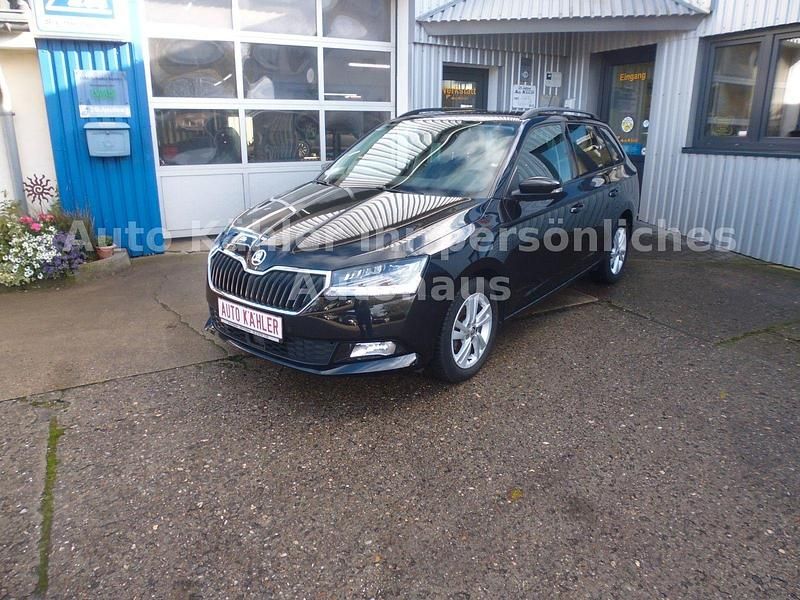Schwarz Gebraucht 2021 Skoda Fabia Style Kombi | 13.780 € (Fairer Preis) - Bild 1/4