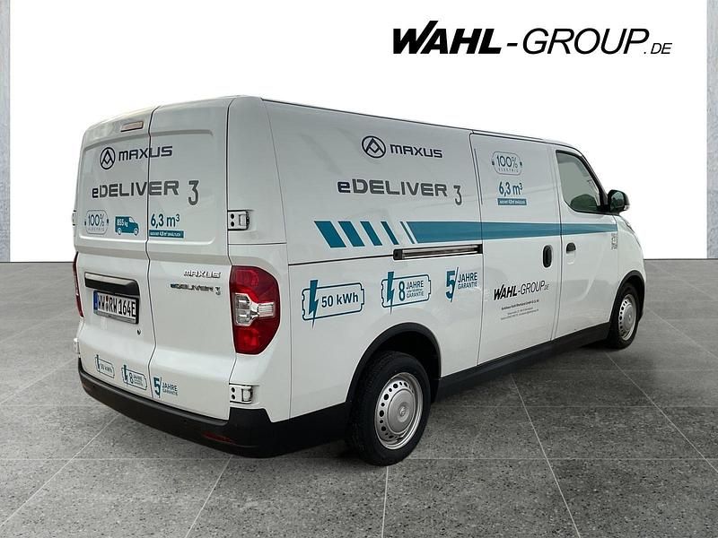Gebraucht Maxus eDeliver 3 117 kW (160 PS) 2023 Weiß Van