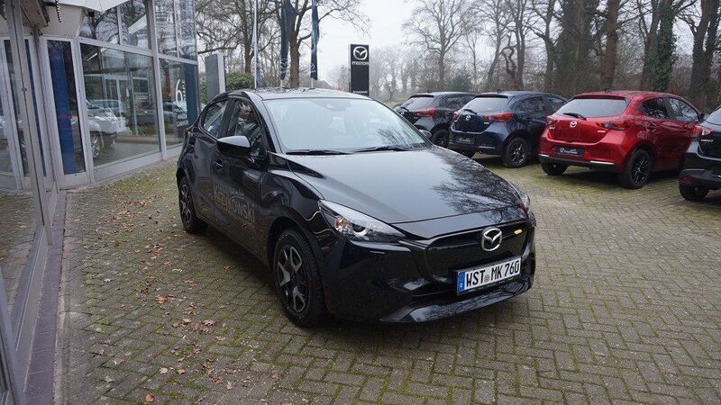Gebraucht Mazda 2 Center-Line 90 PS (66 kW) 2024 Jet black Kleinwagen