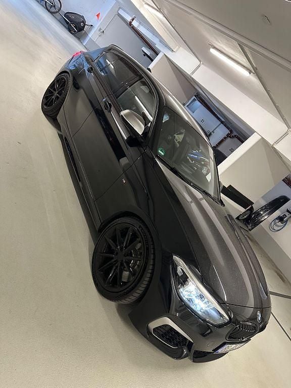 Schwarz Gebraucht 2018 BMW M140 M Sport Limousine | 31.600 € (Guter Preis) - Bild 1/4