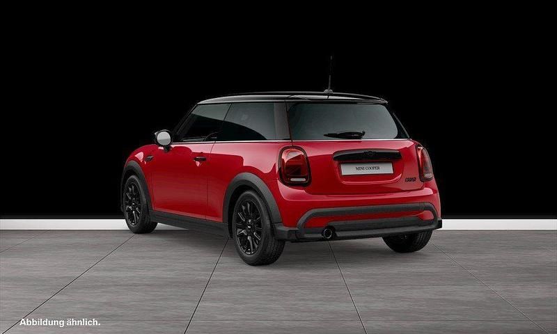 Gebraucht Mini Cooper 136 PS (100 kW) 2023 Rot Kleinwagen