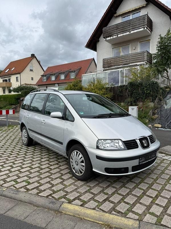 Używany Seat Alhambra 116 KM (85 kW) 2004 Szary Minivan