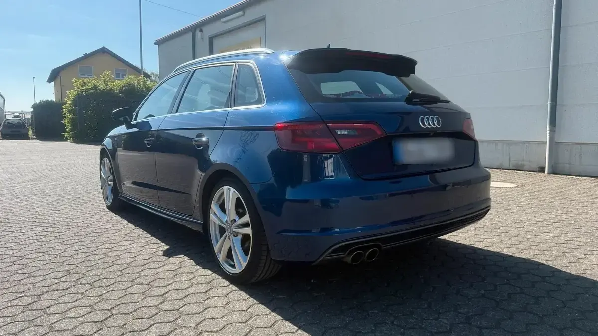 Gebraucht Audi A3 Sportback S-line plus 150 PS (110 kW) 2015 Blau Kleinwagen