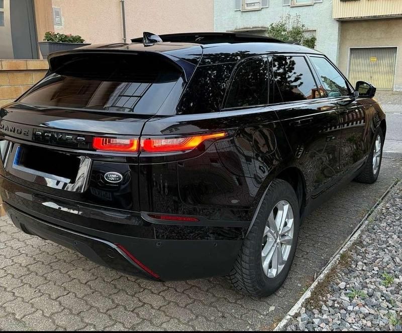 Gebraucht Land Rover Range Rover Velar 204 PS (150 kW) 2021 Schwarz SUV