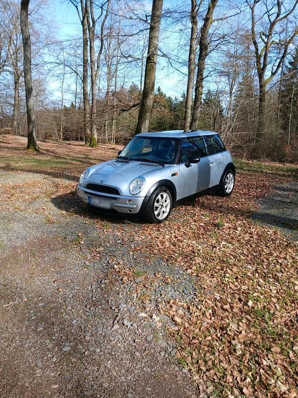 Gebraucht Mini Cooper 90 PS (66 kW) 2002 Silber Kleinwagen
