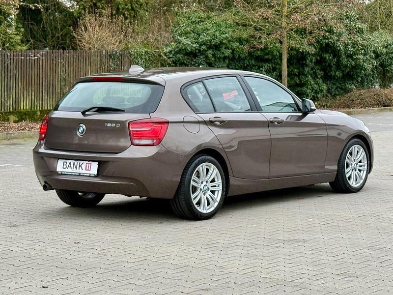 Gebraucht BMW 120 Advantage 184 PS (135 kW) 2013 Grau Kleinwagen