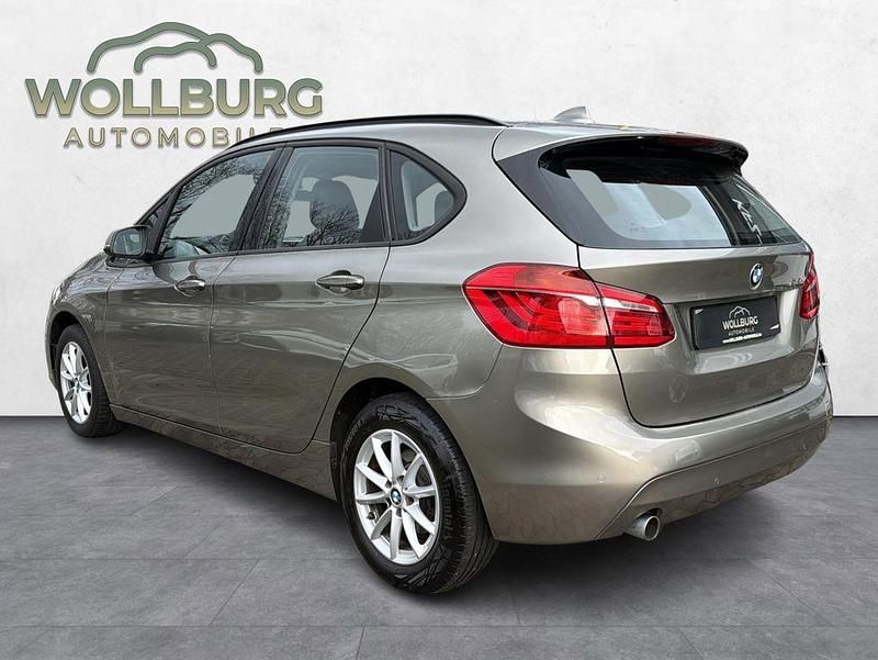 Gebraucht BMW 216 Active Tourer Advantage 116 PS (85 kW) 2017 Silber Van / Kleinbus