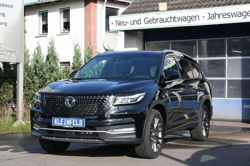 Gebraucht DFSK Fengon 220 PS (161 kW) 2024 Schwarzmetallic Van / Kleinbus