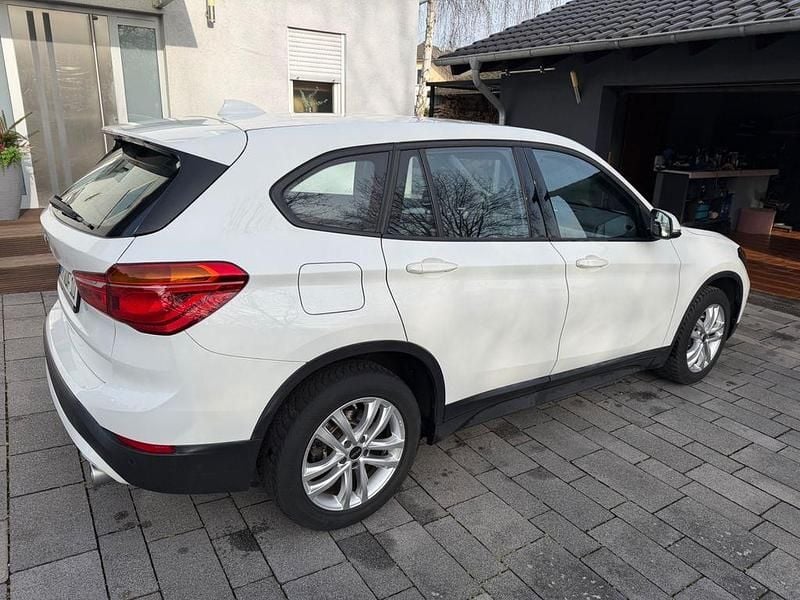 Gebraucht BMW X1 150 PS (110 kW) 2022 Weiß SUV