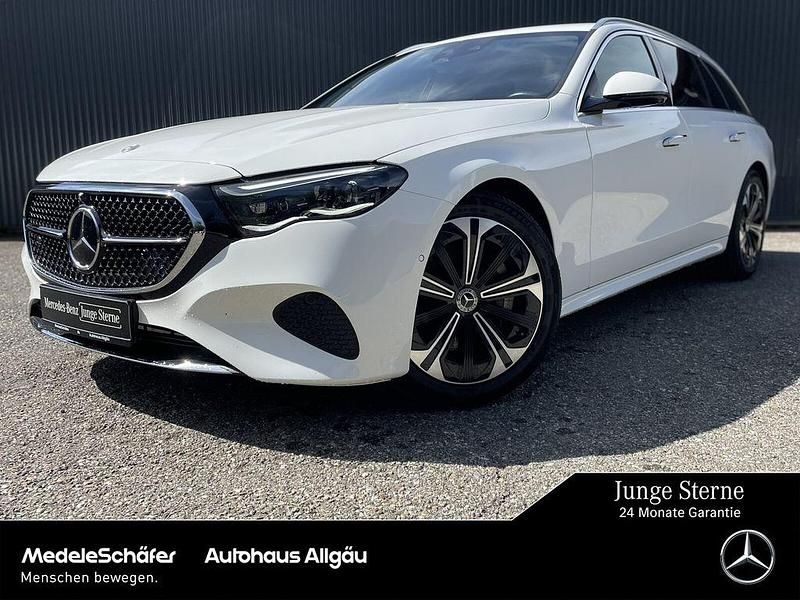 Unilack polarweiß Gebraucht 2024 Mercedes E300 Avantgarde Kombi | 52.970 € (Fairer Preis) - Bild 1/4
