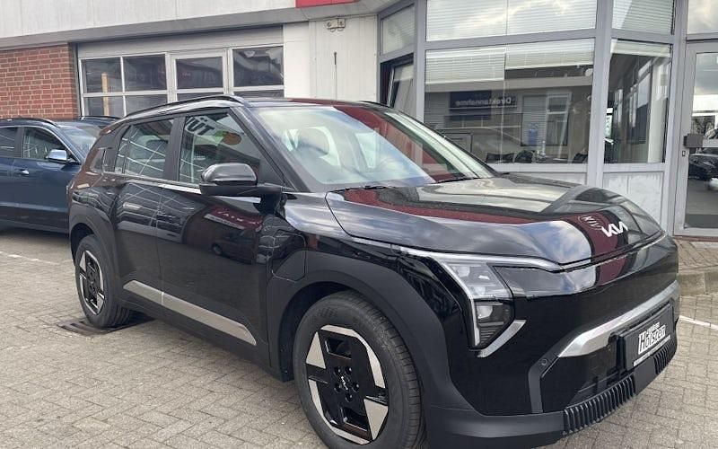 Schwarz Neu 2025 Kia EV3 4 SUV | 42.990 € (Etwas zu teuer) - Bild 1/4