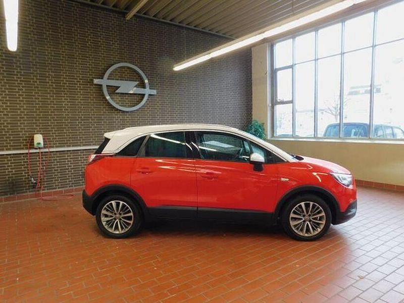 Gebraucht Opel Crossland X Innovation 131 PS (96 kW) 2017 Rot SUV