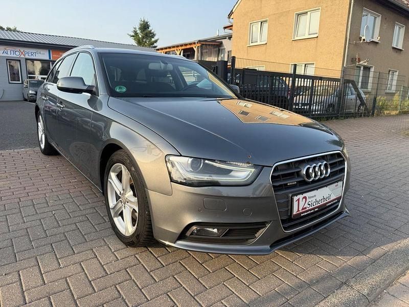 Gebraucht Audi A4 Ambition 177 PS (130 kW) 2014 Grau Kombi