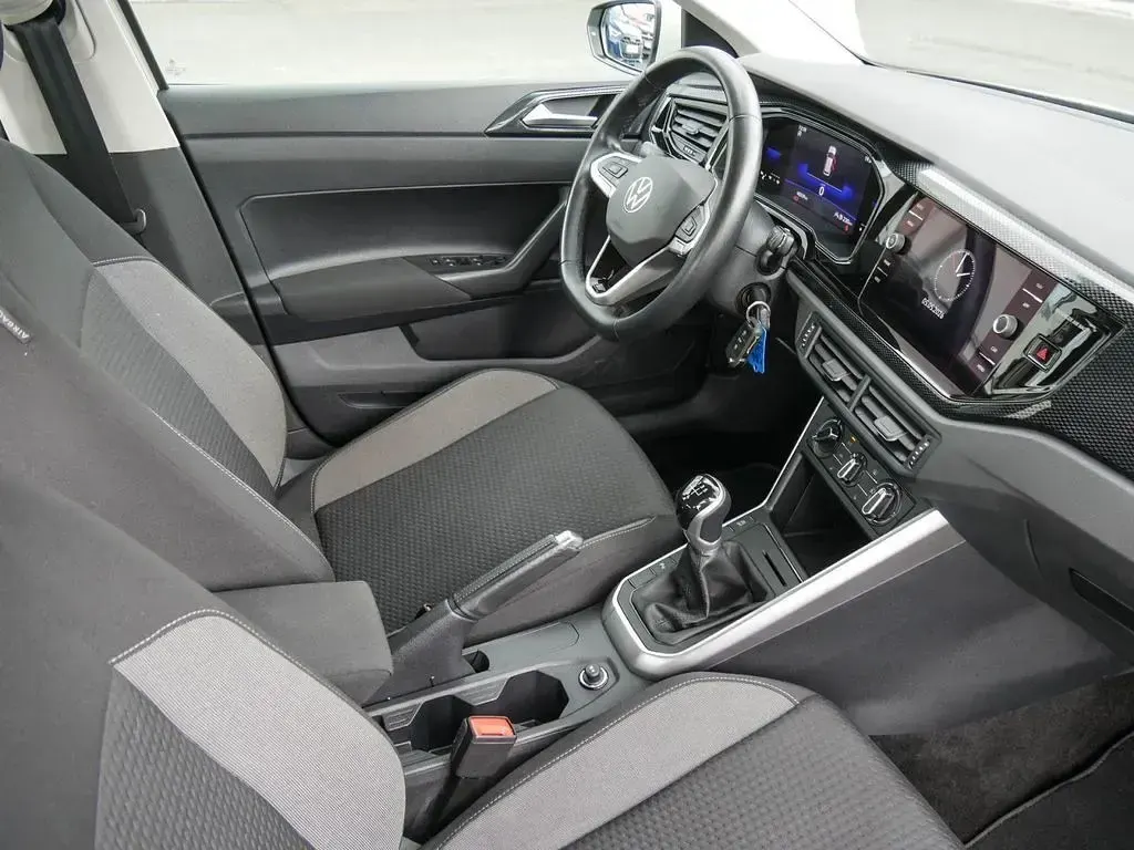 Gebraucht VW Polo Life 80 PS (58 kW) 2022 Grau Kleinwagen