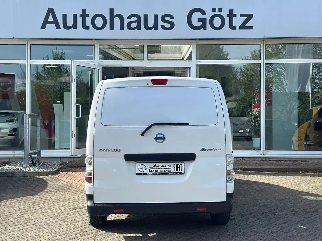 Gebraucht Nissan e-NV200 80 kW (109 PS) 2020 Weiß Van / Kleinbus
