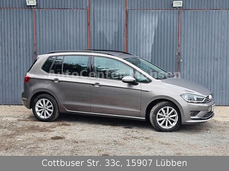 Gebraucht VW Golf VII LOUNGE 125 PS (91 kW) 2015 Grau Limousine