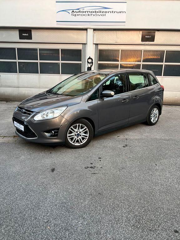 Braun Gebraucht 2013 Ford Grand C-Max Titanium Van / Kleinbus | 4.750 € (Fairer Preis) - Bild 1/4