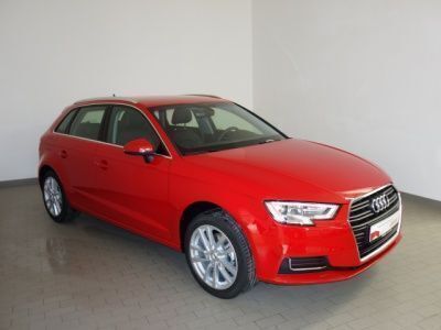 Gebraucht Audi A3 Sportback Design 150 PS (110 kW) 2019 Rot metallic Kleinwagen