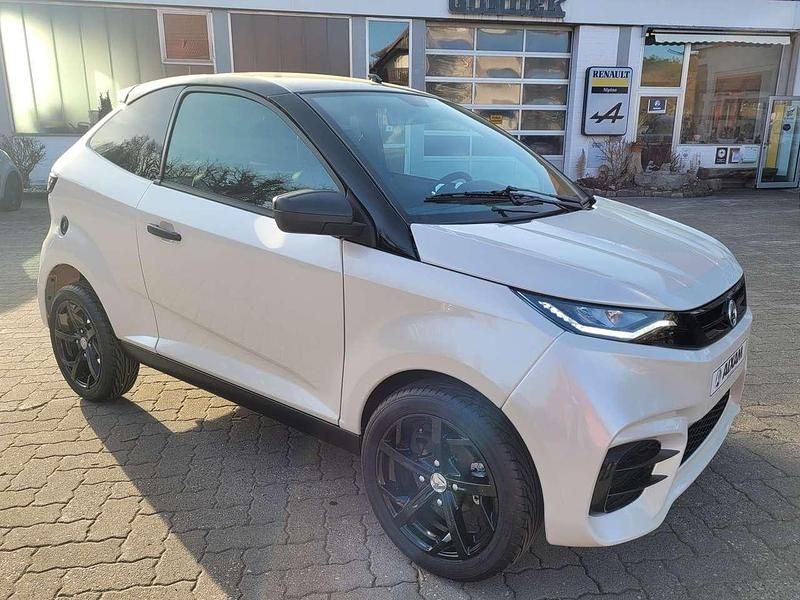 Neu Aixam Coupe Sport 2025 Perlmuttweiß Coupé