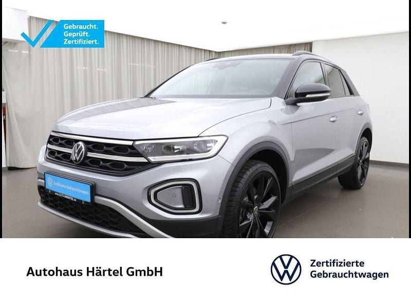 Pyritsilber (silver), metallic Gebraucht 2025 VW T-Roc Style SUV | 32.500 € (Superpreis) - Bild 1/4