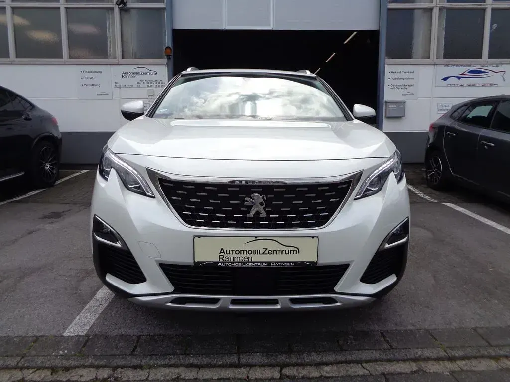 Gebraucht Peugeot 3008 Allure 120 PS (88 kW) 2018 Weiß SUV