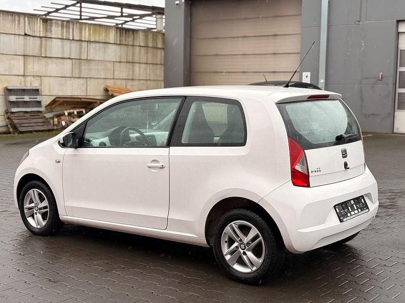 Gebraucht Seat Mii I-Tech 60 PS (44 kW) 2014 Weiß Kleinwagen