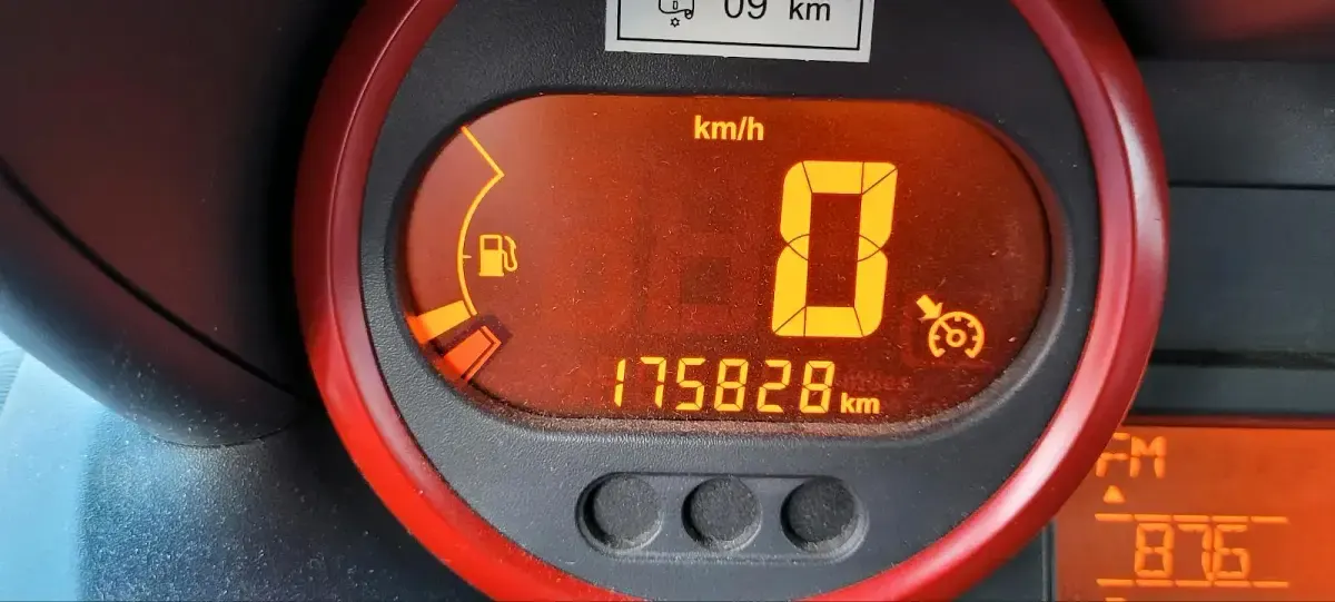 Gebraucht Renault Twingo 76 PS (55 kW) 2010 Schwarz Kleinwagen