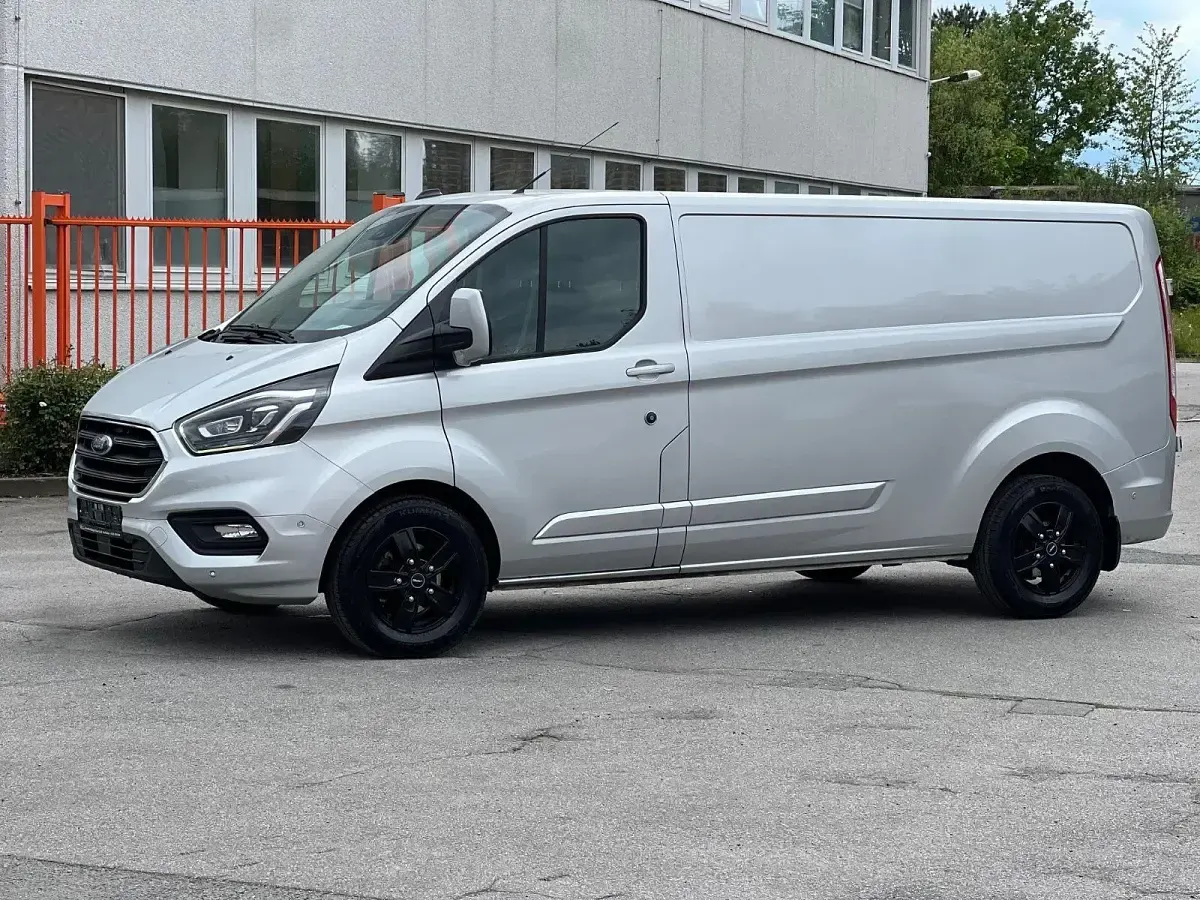 Brugt Ford Transit Custom Limited 131 HK (96 kW) 2020 Sølv Sedan
