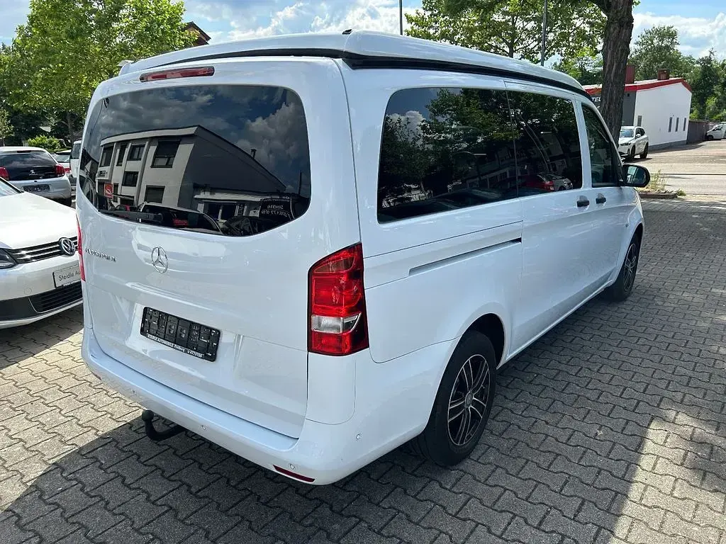 Gebraucht Mercedes V220 Marco Polo 163 PS (119 kW) 2016 Weiß Van / Kleinbus