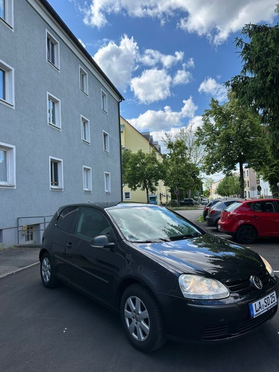 Schwarz Gebraucht 2007 VW Golf V Comfortline Limousine | 1.250 € (Superpreis) - Bild 1/4