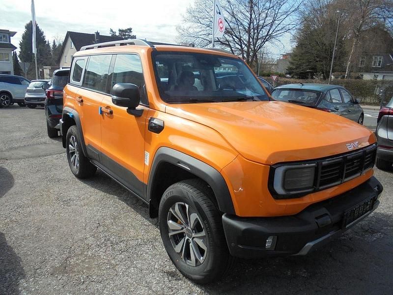Neu Baic BJ40 234 PS (172 kW) 2026 Orange SUV
