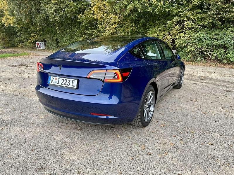 Gebraucht Tesla Model 3 RWD 239 kW (325 PS) 2022 Limousine