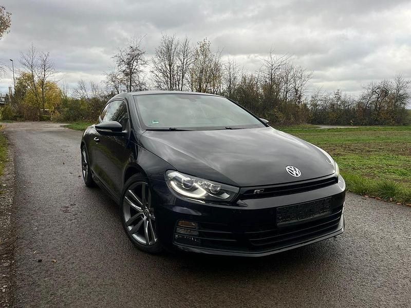 Schwarz Gebraucht 2014 VW Scirocco R-line Coupé | 12.900 € (Fairer Preis) - Bild 1/4