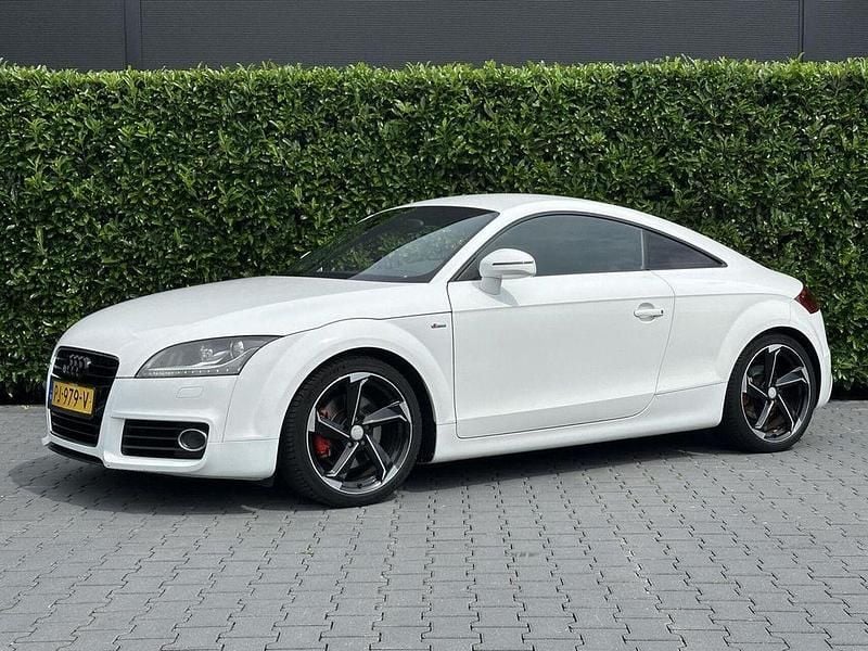 Weiß Gebraucht 2011 Audi TT S-Line | 9.450 € (Superpreis) - Bild 1/4