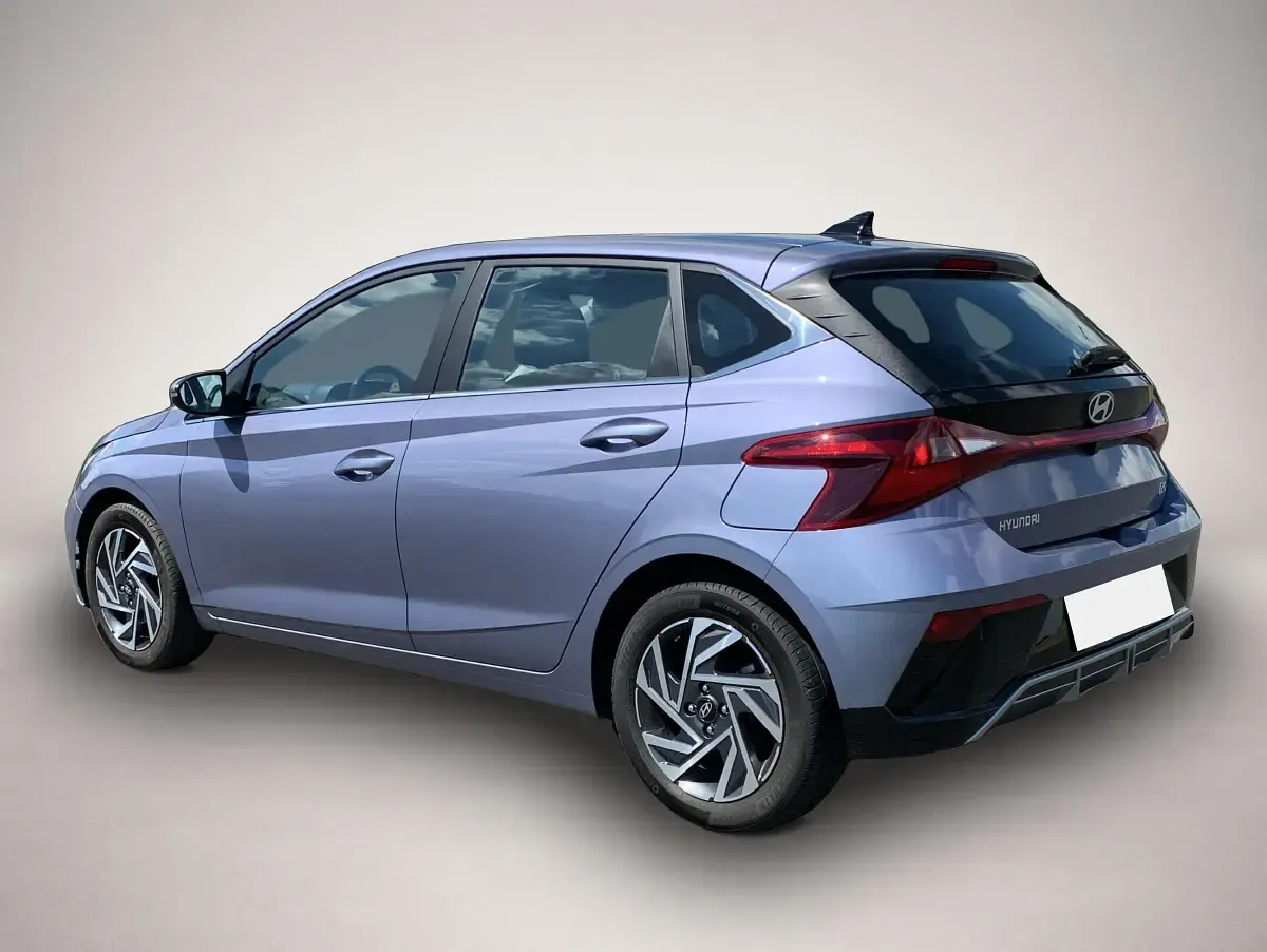 Gebraucht Hyundai i20 101 PS (74 kW) 2024 Blau Kleinwagen