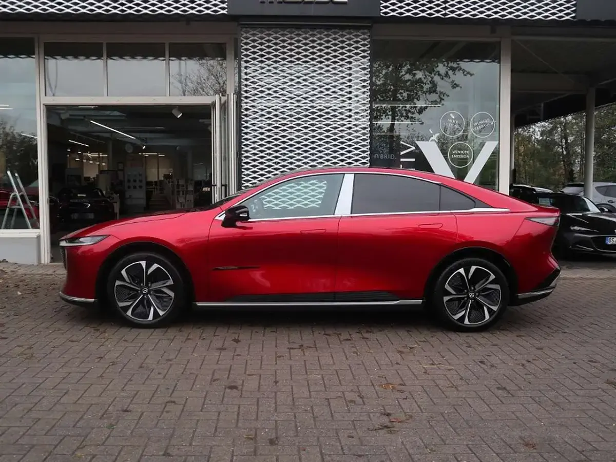 Neu Mazda 6e Takumi-Line 189 kW (258 PS) 2026 Soul red crystal m Limousine