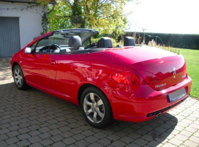 Gebraucht Peugeot 307 CC 140 PS (102 kW) 2008 Rot Cabrio