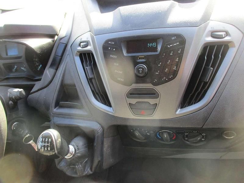 Gebraucht Ford Transit Custom 101 PS (74 kW) 2016 Frostweiß Van / Kleinbus